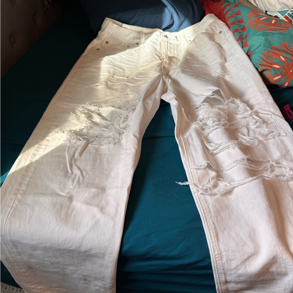 Womens brand new American eagle high rise ripped wide leg jean size 14 BNWT
